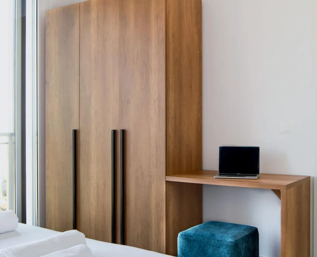 Urban Serenity City Skyline View Apartment 1 تيرانا 0*,
